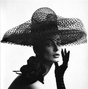 FRENCH John,STIFFENED NET PICTURE HAT, EVENING STANDARD AND ST,1963,Lyon & Turnbull 2009-10-02