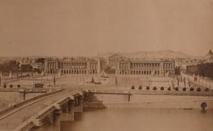 FRERES Bisson 1841-1864,A view of Paris,Bellmans Fine Art Auctioneers GB 2022-11-15