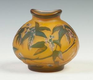 GALLE Algot 1922,Cameo Vase with Berries,Cottone US 2014-09-27