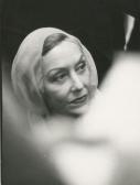 GULER Ara 1928-2008,Gloria Swanson à Istanbul,1928,Millon & Associés FR 2014-03-11