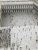 HENLE Fritz 1909-1993,Piazza San Marco,1930,Palais Dorotheum AT 2018-06-05
