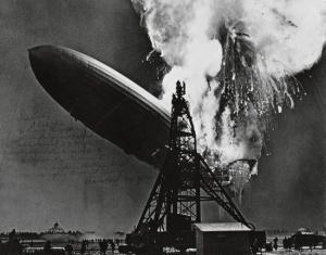 HOFF Charles,"Explosion of the Hindenburg, 
Lakehurst, 
NewJers,1937,Swann Galleries 2011-05-19