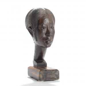 IDUBOR Felix 1928-1991,A carved wood African woman bust,Bruun Rasmussen DK 2012-04-23