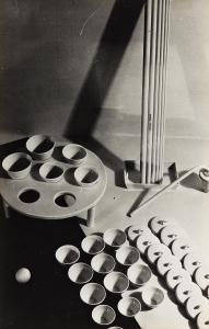 KALLIN FISCHER Grit 1897-1973,Ceramic study for the German graphic design maga,1930,Swann Galleries 2023-04-27