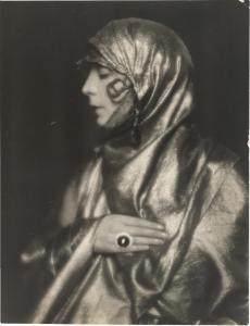 KALMUS Dora,Fr. Fritzi Massary in "Die Perlen der Cleopatra",1923,Palais Dorotheum 2022-10-28