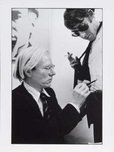 KALTER Marion 1951,Andy Warhol signant la chemise d'Alain Pacadis, Pa,1990,Piasa FR 2008-05-16