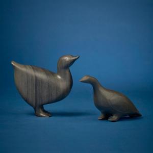 KAVIK Paul 1948,Two carved birds,1976,John Moran Auctioneers US 2023-06-06