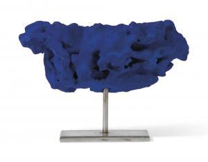 KLEIN Yves 1928-1962,Sculpture Eponge bleue sans titre, (SE 99),1960,Christie's GB 2018-10-18
