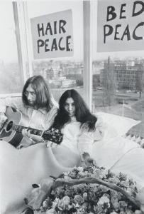 KOSTER Nico 1940,John Lennon and Yoko Ono in room 902, Amsterdam Hi,1969,Bruun Rasmussen 2020-01-14