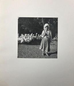 LANGER Klàra 1912-1973,Jeune villageoise aux oies,1950,Binoche et Giquello FR 2020-07-20
