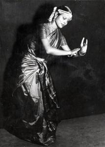 LE PRAT Thérèse Cahen 1895-1966,La danseuse Srimati Usha,Etienne de Baecque FR 2018-05-16