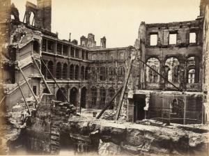 LIEBERT Alphonse J,Ruines de la commune 1870-1871 Hôtel de ville ince,Artprecium 2020-07-22