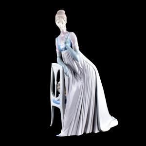 LLADRO 1953,Lady Empire,Kodner Galleries US 2019-08-14