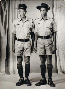 MAHDI AL RASHID 1923-2008,Deux soldats en tenue d'apparat,Pierre Bergé & Associés FR 2010-11-23