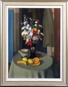 MARTIN P.H,A still-life study - a vase of flowers and fruit,1939,Anderson & Garland GB 2007-09-04