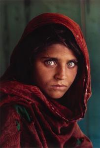 McCURRY Steve 1950,Afghan Girl, Sharbat Gula, Peshawar, Pakistan,1984,Hindman US 2017-12-14