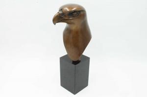 MEREDITH David 1973,Smooth Eagle Bust,Sworders GB 2021-06-02