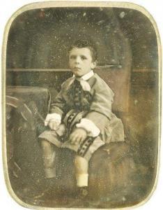 MILLET Désiré François 1800-1800,Petit garçon assis avec cravate,Yann Le Mouel FR 2014-03-19