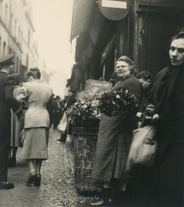 MOULIER Henriette,Marché de Paris, rue Mouffetard, Paris,1950,Artprecium FR 2019-02-26