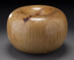 MOULTHROP Edward, Ed 1916,Turned pecan wood donut bowl,Dallas Auction US 2012-10-24