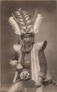NIEUWENHUIS CHRISTIAAN BENJAMIN,Coupeur de têtes de l'île de Nias,1918,Yann Le Mouel 2014-03-19