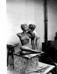 PAGES FRANÇOIS,BRIGITTE BARDOT - SCULPTURE Brigitte Bardot embras,1957,Yann Le Mouel 2021-05-05