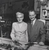 PALLAS MICKEY 1916-1997,Gun Shop Owners,Swann Galleries US 2008-10-21