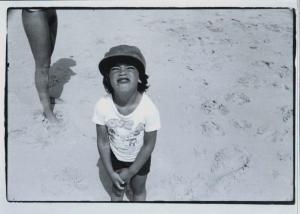 PANCHOUNETTE PRÉSENCE 1969-1990,Petite fille à la plage,Millon & Associés FR 2012-11-14