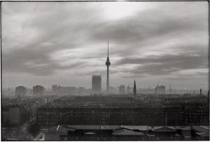 Paris Robert,East Berlin in the fog,1980,Galerie Bassenge DE 2020-06-10