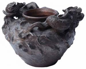 PERROT THEO 1856-1945,Vase en grés à décor de chimères,Mercier & Cie FR 2019-06-15