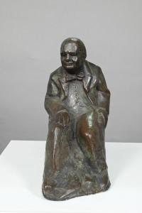 RAVERA John,seated figure of Winston Churchill,Andrew Smith and Son GB 2022-10-29