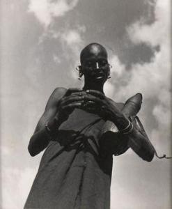 RICCIARDI Mirella 1933,Vanishing Africa, Kenyan portraits,1971,Daguerre FR 2021-12-15