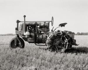 RIEBESEHL Heinrich 1938-2010,Tractors from "Agrarian Landscapes,1970,Galerie Bassenge DE 2023-12-06