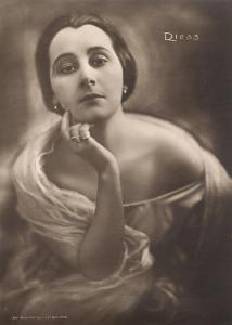 RIESS Frieda 1890-1955,The actress Lil Dagover,1920,Galerie Bassenge DE 2019-06-05