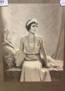 RONALDSON Thomas Martine 1881-1942,A Coronation The Queen,1937,Charterhouse GB 2021-10-07