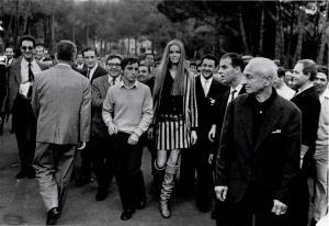 RUBARTELLI Franco,Verouchka à Rome, à la sortie d'un match de footba,1967,Yann Le Mouel 2022-06-02