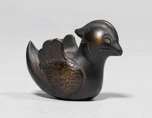 SCUOLA GIAPPONESE,DUCKLING WITH INCISED FOLIAGE,Galerie Koller CH 2015-06-03