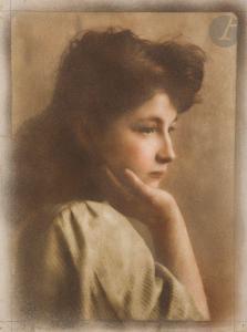 SEEBERGER FRèRES,Jeune femme de profil,1910,Ader FR 2022-11-10
