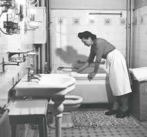 SEEBERGER,La femme de chambre du Claridge,1948,Cornette de Saint Cyr FR 2017-06-19