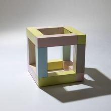 SOTTSASS Ettore 1947,Table d’’appoint MIMOSA de forme cubique,1984,Joron-Derem FR 2011-04-22