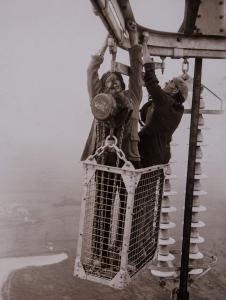 SPELLER Reg,Human Flies at Work 120 Feet Higher Than St. Pauls,1932,Dreweatts GB 2016-03-03