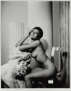 STODDART John 1957,Elizabeth Hurley nude, seated on a gilt bronze cro,Rosebery's GB 2023-09-05