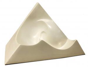 SZIRMAY Marte 1946,Triangle from series C,International Art Centre NZ 2020-09-30