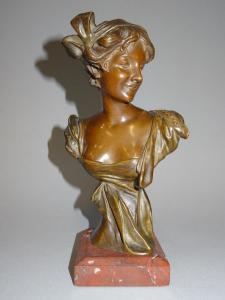 van der STRAETEN Georges 1856-1928,Buste de femme,Hôtel des ventes d'Avignon FR 2023-04-22