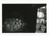VOGEL Markus 1972,Cambodge, Angkor Vat, Children of the Angkor Temple,1996,Artprecium FR 2020-03-18