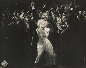 VON HARBOU horst,Brigitte Helm in a scene from Fritz Lang's "Metrop,1927,Palais Dorotheum 2022-10-28