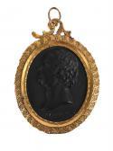 WEDGWOOD # BENTLEY,BUST PROFILE OF BENJAMIN FRANKLIN (1706-90),Dreweatts GB 2025-07-30